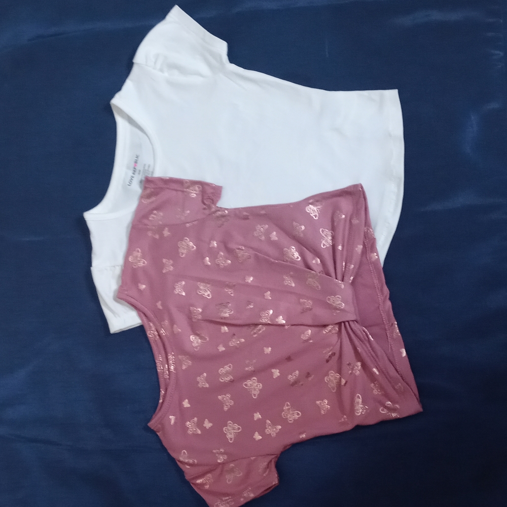 (LITTLE GIRL SIZE 4) LOVE REPUBLIC (2) TOPS